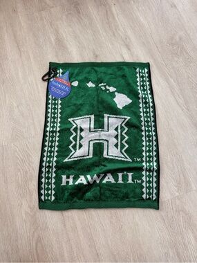 University of Hawaii Green Golf Logo Towel NWT